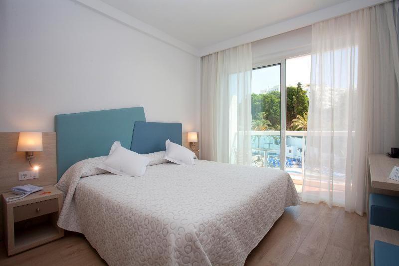 Hotel Palia Las Palomas Torremolinos Oda fotoğraf
