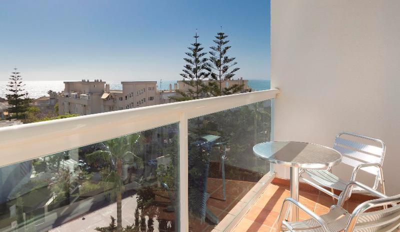 Hotel Palia Las Palomas Torremolinos Oda fotoğraf